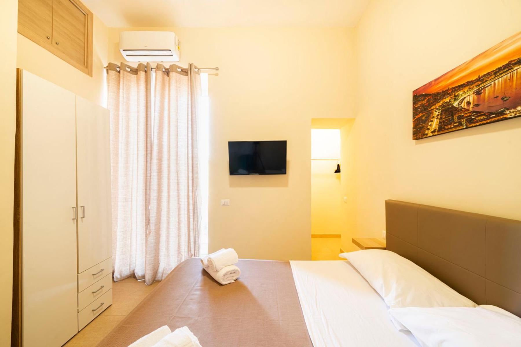 ナポリ Corso 138 - Sleep & Fly - By Domusextra Bed & Breakfast エクステリア 写真